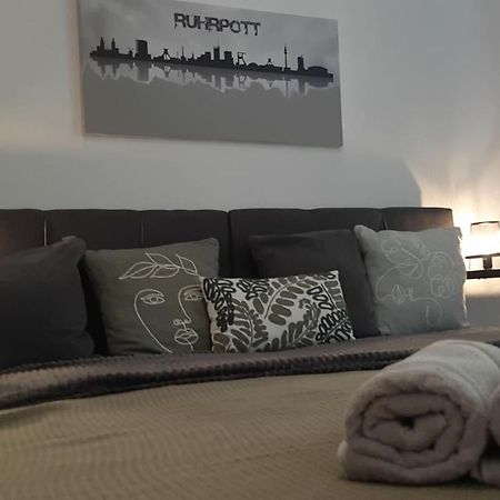 Gockel Homes 1 - Zentral Mit Balkon & Netflix Έσσεν Εξωτερικό φωτογραφία